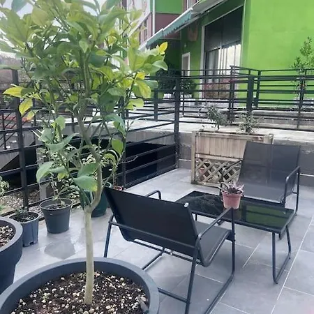 Deluxe Flat With Garden_tirana